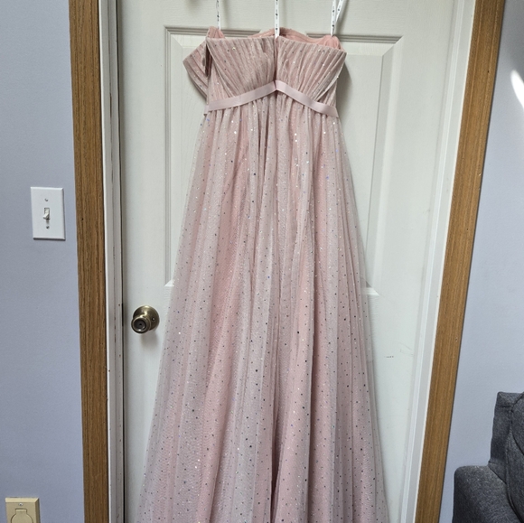 Ball Gown Women Dress - Picture 5 of 9